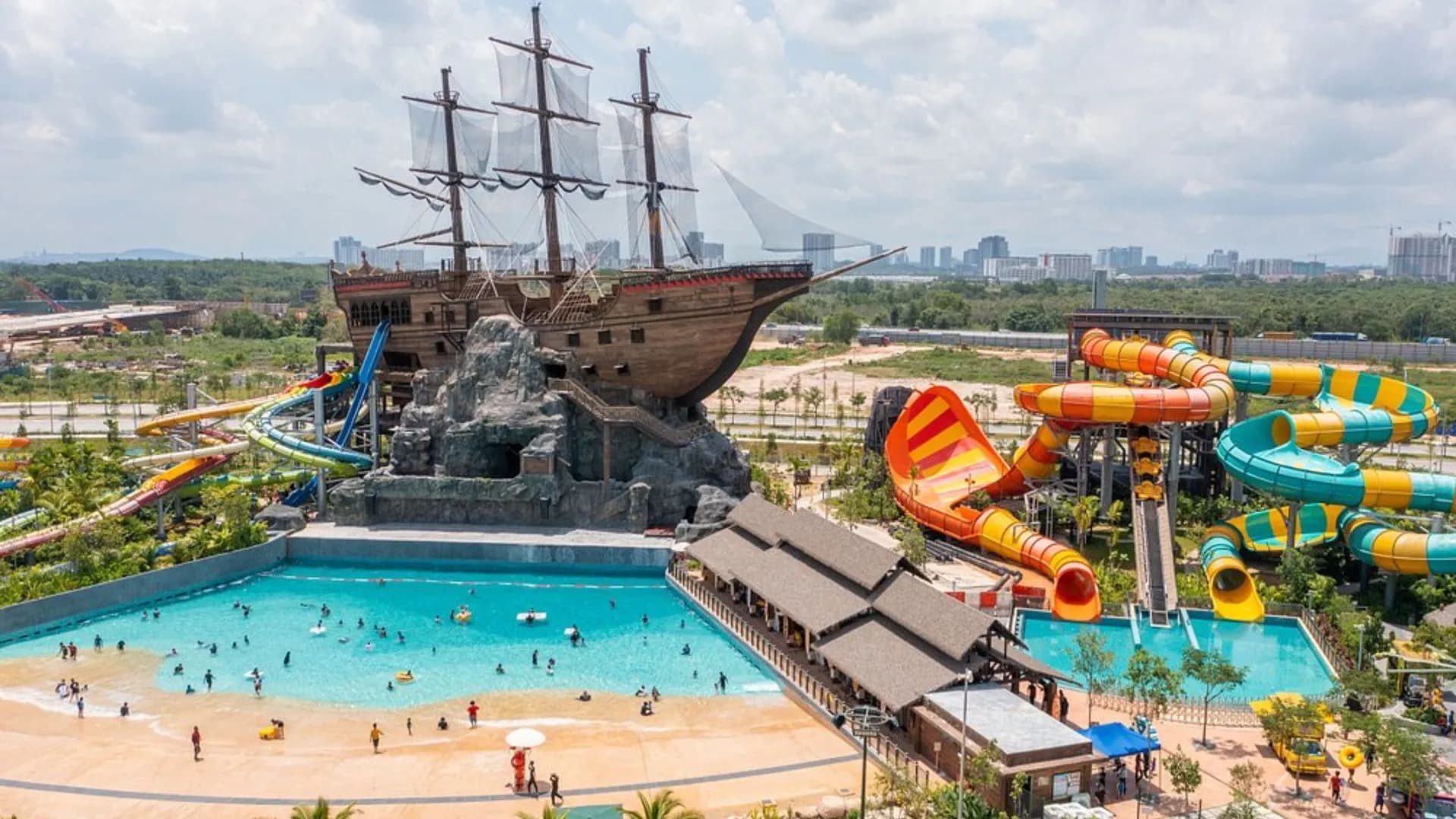 SplashMania at Gamuda Cove